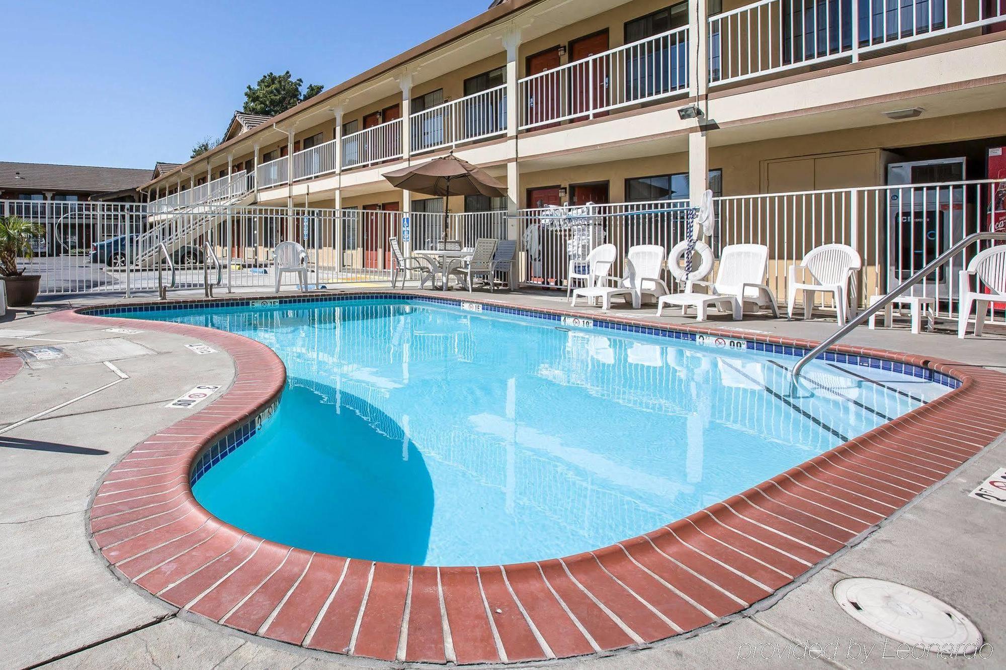 Quality Inn & Suites Woodland - Sacramento Airport Exterior photo